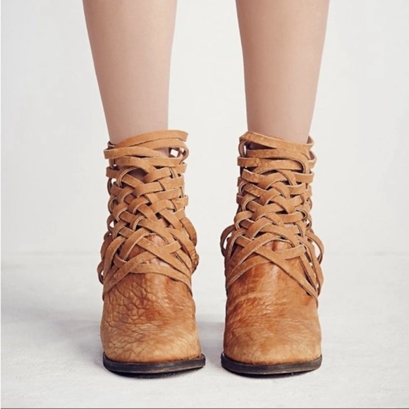Free People Carerra Bootie 8.5 Tan Leather Woven Boho Festival Coastal Cowgirl - Picture 1 of 16